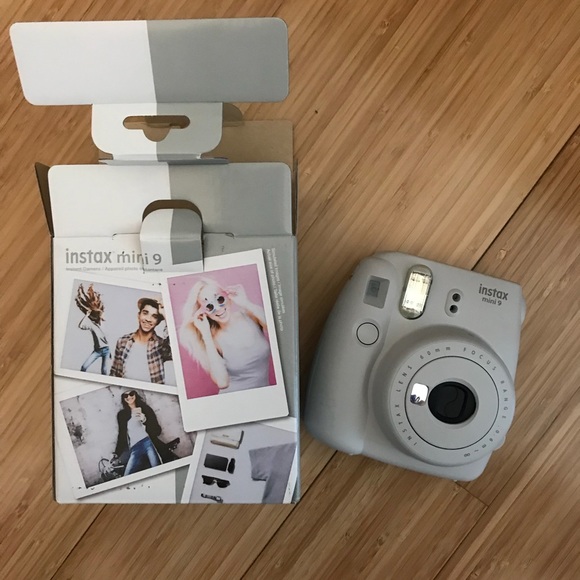 instant camera picture size